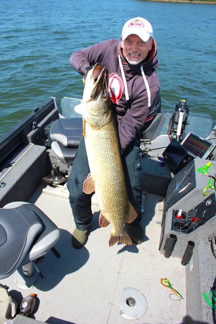 Dietmar with monster pike